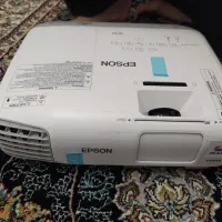 پروژکتور در حد اک