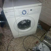 لباسشویی سالم در حد نو