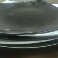 ظرف سیاه وسفید