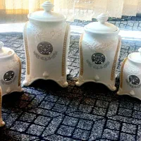 پلوپز به همراه یک سری ظروف