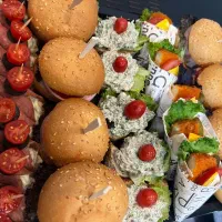 نیروی ساده و خدماتی اشپز خانه فست فود|استخدام خدمات فروشگاه و رستوران|کیش, |دیوار