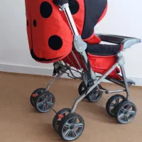 کالسکه نوزاد مدل کفش دوزک