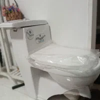 توالت فرنگی نو نو