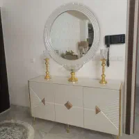 آینه کنسول و میز تیوی