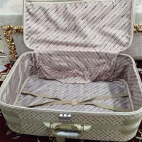 دو عدد چمدان تمیز|کیف، کفش، کمربند|اهواز, نبوت|دیوار