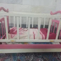 تخت وگهواره