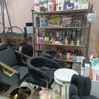 مدل مکعبی|آرایشگاه و سالن‌های زیبایی|ایلام, |دیوار