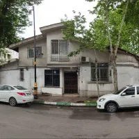 بر اصلی روبروی پارک ویلایی همکف