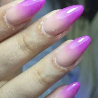 کاشت ناخن و اکستنشن مژه ب صورت حرفه ای و سریع