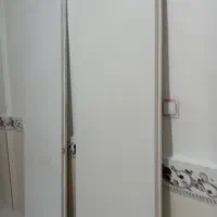 در کمد دیواری