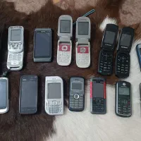 تعدادی گوشی کلیکسیونی