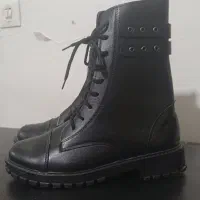 یک جفت پوتین دخترانه
