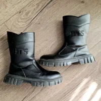 بوت چرم دخترونه سایز ۳۲