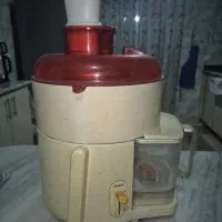 آب میوه گیری و مخلوط کن و آسیاب