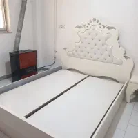 تخت دونفره و مبل ۸ نفره سالم