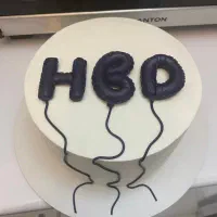 کیک بادکنکی HBD