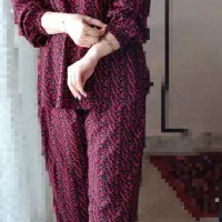 شومیز تیشرت شلوار گل رز قرمز
