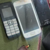 سه عدد گوشی ساده قدیمی