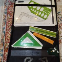 خط کشها و کیف نقشه کشی