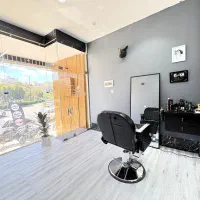 ارایشگر برای اجاره صندلی یا درصدی نیازمندیم