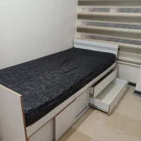 تخت و کمد و میز تحریر سفید|تخت و سرویس خواب|تهران, زرکش|دیوار