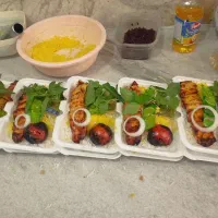 تهیه غذای میهمی