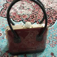 کیف مجلسی در حدنوو و تخت اهنی یک نفره|کیف، کفش، کمربند|قم, شهر قائم|دیوار