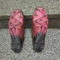 استوک فانتوم فوتبال|کیف، کفش، کمربند|کرج, شهرک جهان‌نما|دیوار