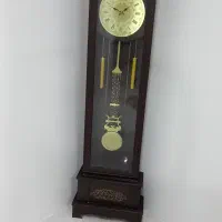 ساعت ایستاده و میز کنسول و آینه قدی