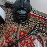 پوسته جارو برقی با یک موتور جاروبرقی