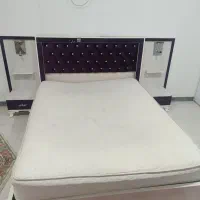 تخت همراه تشک و دراور و آینه