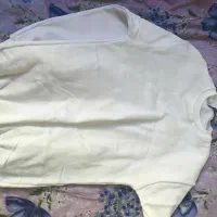 تعدادی لباس دورس و یک عدد شلوار جاگر|لباس|قم, قلعه کامکار|دیوار