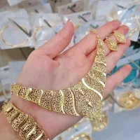 سرویس زنانه رنگ ثابت|بدلیجات|پرند, فاز ۶|دیوار