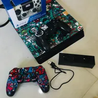 PS4 Slim