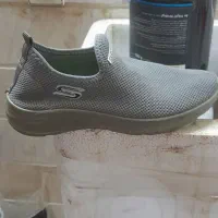 تعدادی کفش زنانه و مردانه نو