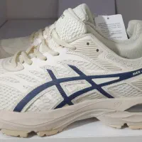 کتانی اسیکس اورجینال|کیف، کفش، کمربند|کرج, حصارک پایین|دیوار