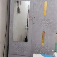 کمدلباس فروشی