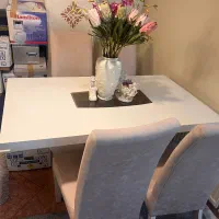 مبل نیم ست ۵ نفره و میز نهار خوری ۴ چهار نفره