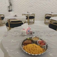 مهمانپدیر و هتل آپارتمان فاصله تا حرم دو دقیقه|اجارهٔ کوتاه‌مدت آپارتمان و سوئیت|مشهد, عنصری|دیوار