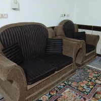 مبل راحتی و میز تی وی