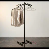 رگال ایستاده زیر قیمت