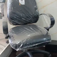 صندلی گردون اداری روکش نو سالم|صندلی و نیمکت|قم, کلهری|دیوار