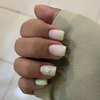 خدمات ناخن ویدا|خدمات آرایشگری و زیبایی|تهران, یوسف‌آباد|دیوار