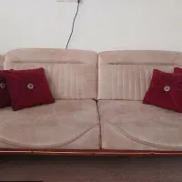 مبل آنیسا زرشکی کرم|مبلمان خانگی و میز عسلی|قم, شهرک امام حسین|دیوار
