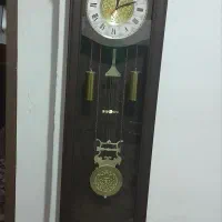 ساعت ایستاده.