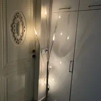 اواژور ایستاده