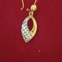 گوشواره گم شده