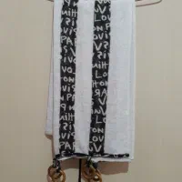 تعدادی لباس|لباس|کرمانشاه, |دیوار