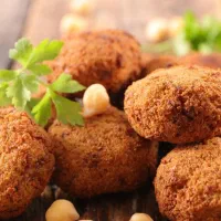 استخدام نیروی کار خانم