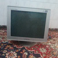 مانیتور قدیمی سامسونگ